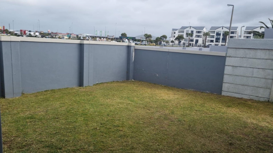 3 Bedroom Property for Sale in Parklands Western Cape